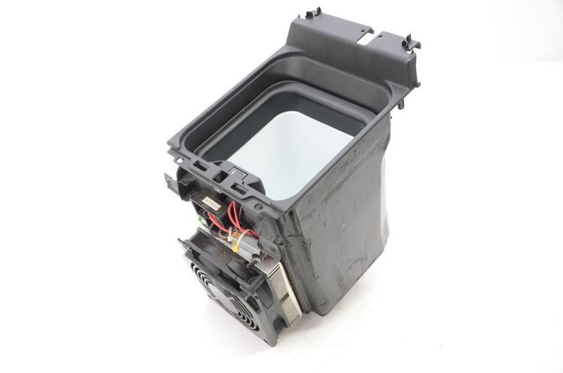 2010-2011 Range Rover Sport HSE Center Console Cooler Fridge AH22045R18AAW