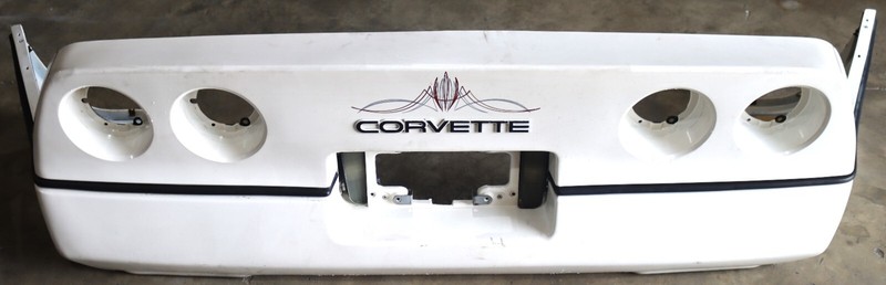 1984-1990 Chevrolet Corvette C4 Rear Bumper Assembly White Used OEM GM Factory