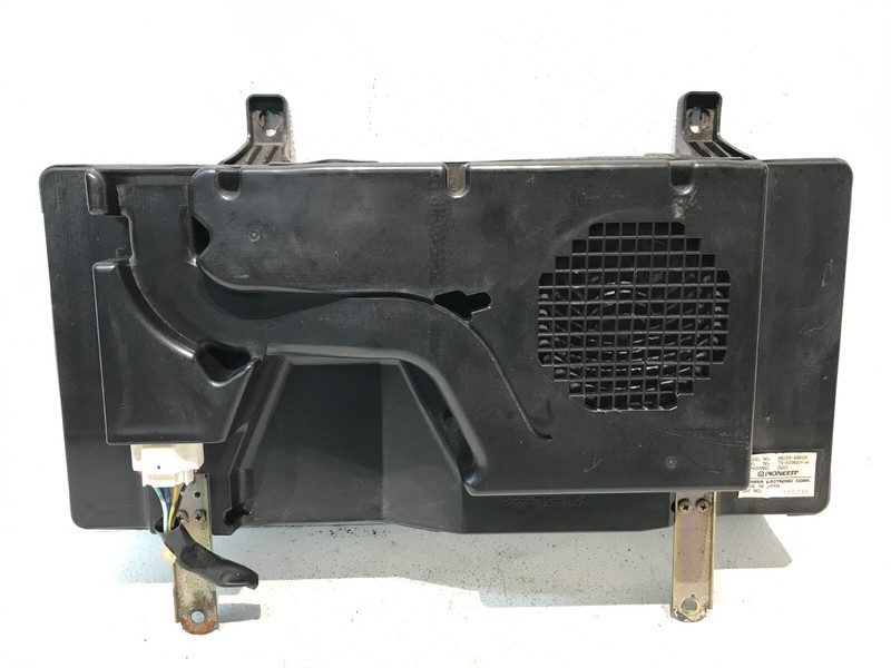 1999-2003 Lexus Rx300 Speaker Subwoofer W/ Pioneer System OEM 86150-48010