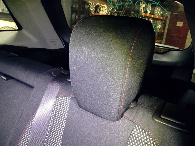TERRAIN 2010-2017 2 Rear Headrests 1722492