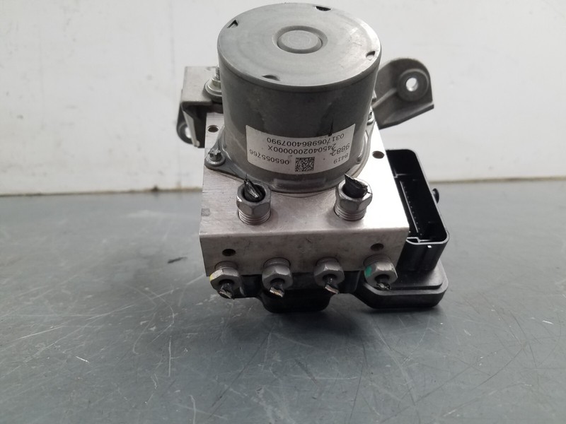 2017 Camaro ZL1ABS Brake Pump Module #4594 A8
