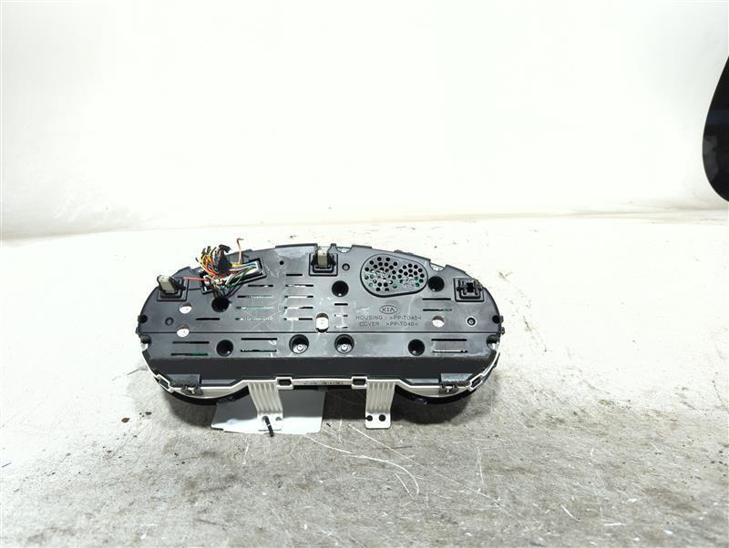 2014 KIA SOUL Speedometer Gauge Yellow OEM 94006B2010 176K Miles