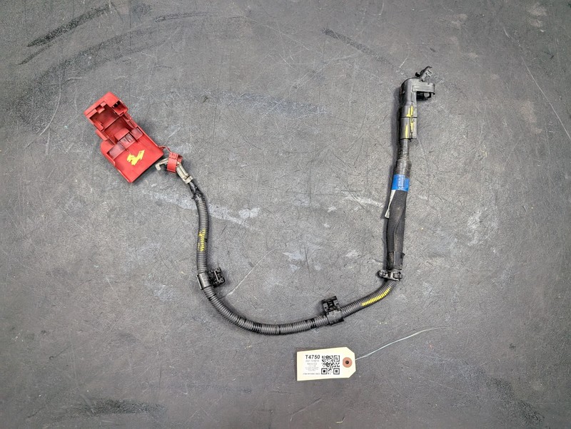 Battery Positive Wire Cable w/ Cover 2021 Toyota RAV4 82122-0R110 2019 - 2023