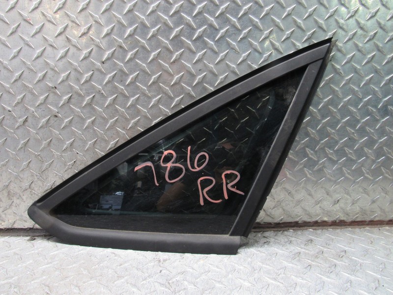 2014 FORD FOCUS RIGHT PASSENGER REAR DOOR VENT GLASS