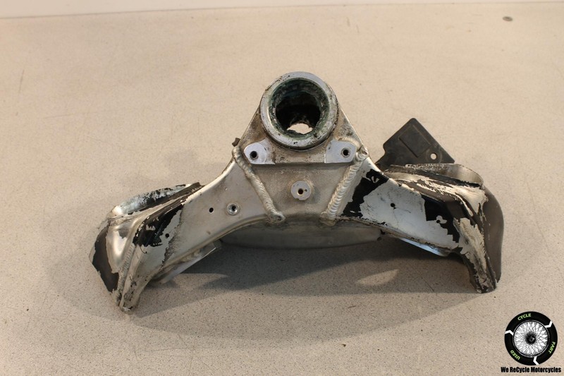 2000 Suzuki GSXR750 FRAME CHASSIS BODY NECK GSXR 750 00