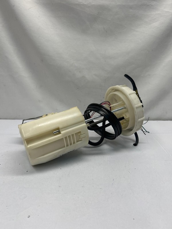 2020 Dodge Ram 1500 Pickup fuel pump assembly classic style
