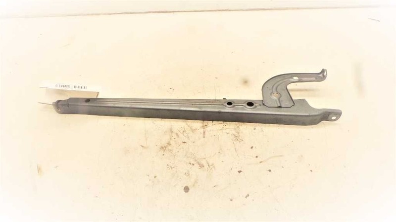 Radiator Core Support Center Upright Fits 04-05 SIENNA 53201-08020
