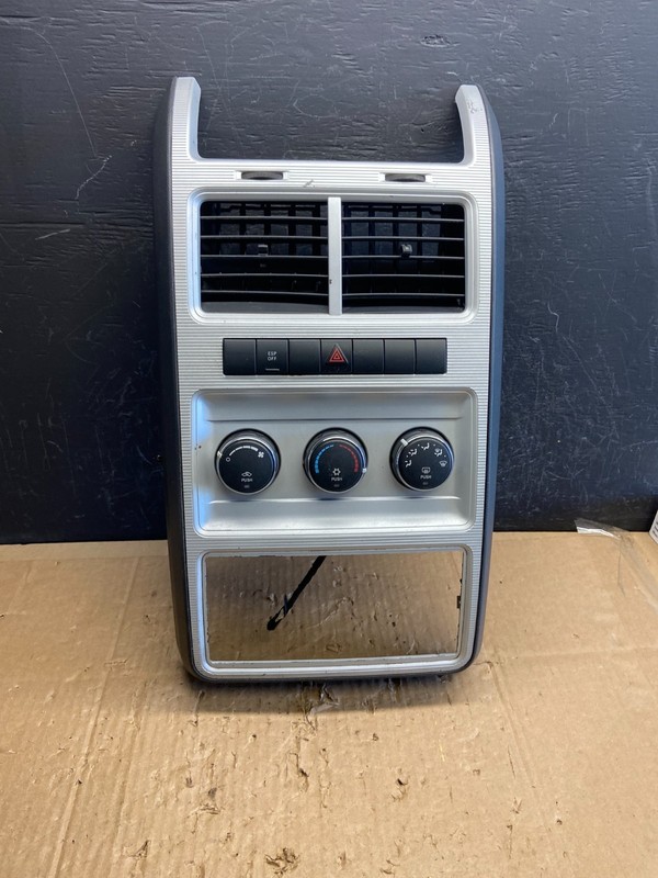 2009 2010 Dodge Journey Center Dash A/C AC Climate Control Bezel Trim ad6934 DG