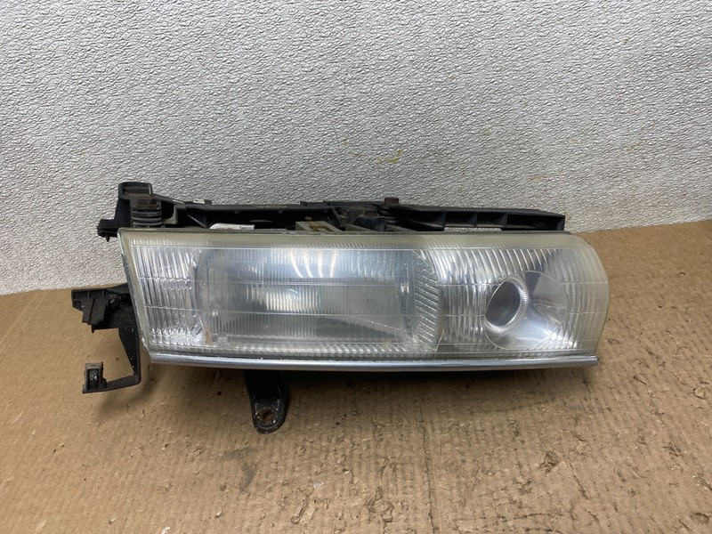 1994 to 1996 Chrysler LHS Driver Left Side Headlight W5552 PS