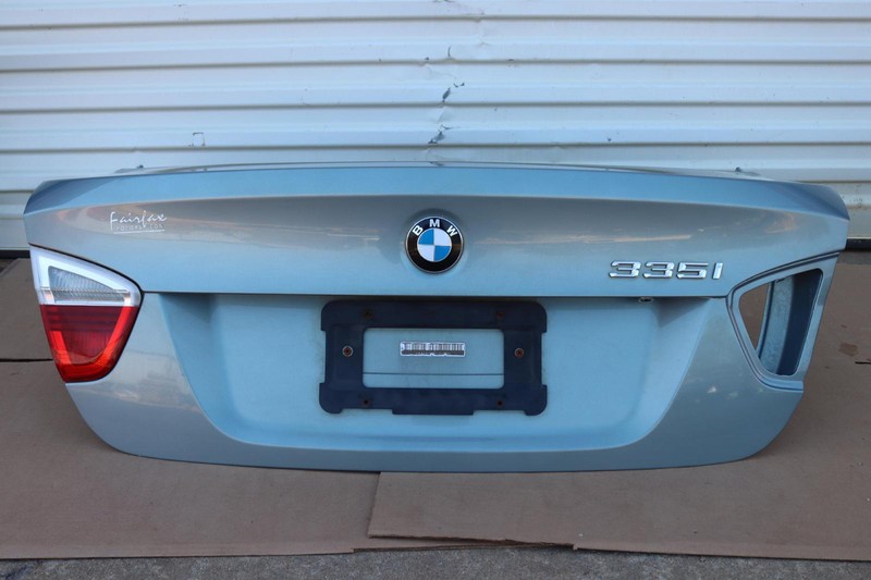 2007-2008 BMW 335I E90 SEDAN REAR TAILGATE TRUNK DECK LID OEM