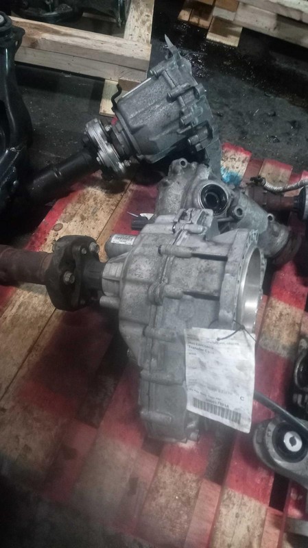 2020 Ford Explorer 4WD Transfer Case Assembly OEM 124K Miles Black