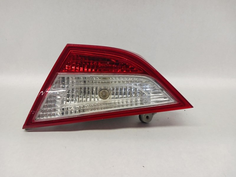 11-'14 HYUNDAI SONATA Right passenger inner Taillight OEM Grade A!