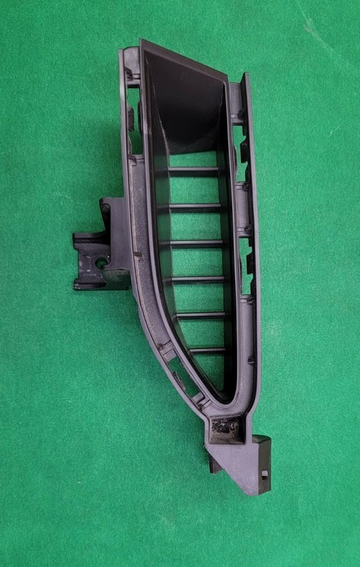 2021-2022 Nissan Rogue Front Bumper Finisher Foglight Cover Trim Left Side OEM