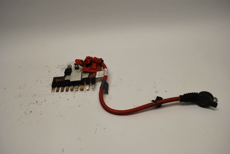 2011-2015 BMW ALPINA B7L POSITIVE BATTERY CABLE TERMINAL FUSE HOLDER OEM