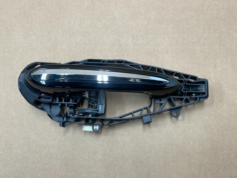 17 18 19 BMW G30 540i 530i Front Right Pass Exterior Door Handle Black 1649 OEM