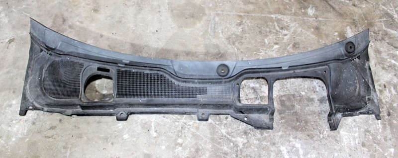 2012-2018 RANGE ROVER EVOQUE Cowl Vent Panel BJ32-021B43-A OEM