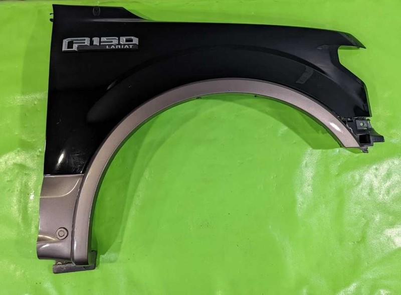 15-20 FORD F150 PASSENGER RIGHT FENDER W/AUTO PARK OEM 4601-98