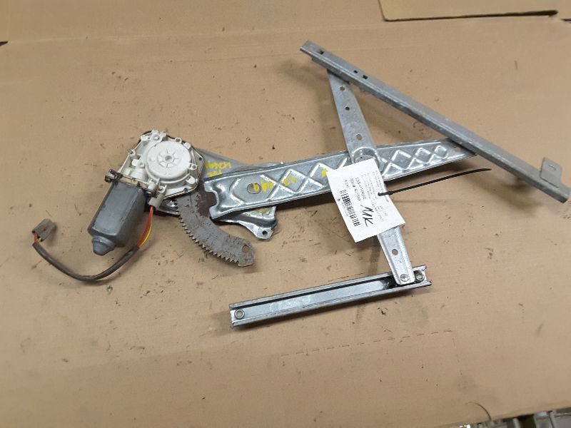 01 02 03 FORD F150 L. RE WINDOW REGULATOR CREW CAB 4 DR ELEC FROM 5/25/01 130247