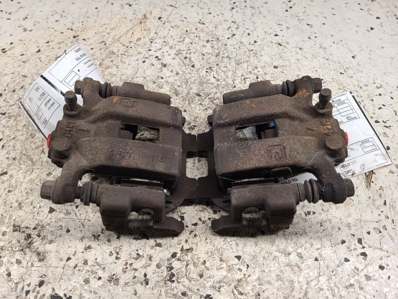 Infiniti Q50 Brake Caliper Pair Rear Driver Left Passenger Right OEM 2014-2019