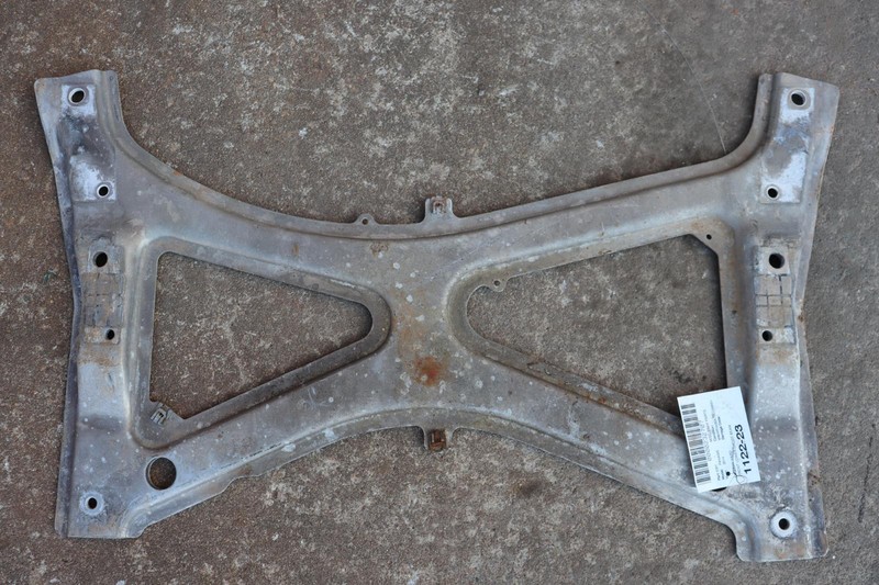 2010-2016 PORSCHE PANAMERA 3.0L RWD FRONT CROSSMEMBER SUBFRAME BRACE BRACKET OEM