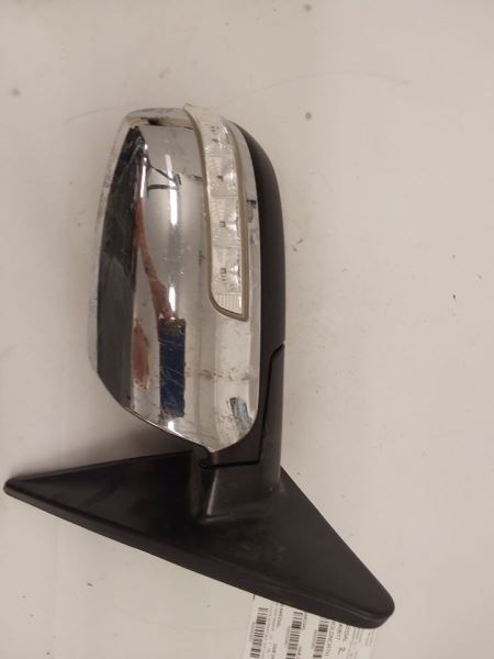 2014-2015 Kia SORENTO Driver Side View Mirror Power Folding Turn Signal Chrome