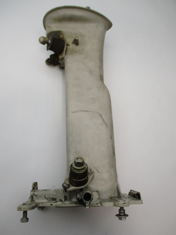 377792 0377792 OMC Evinrude Johnson Outer Exhaust Housing Assy 0385850 0380304