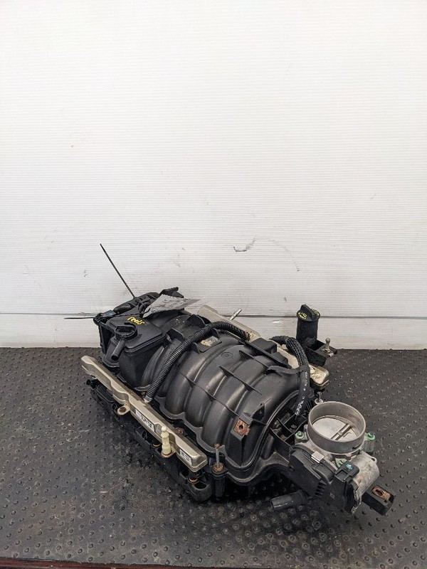 Intake Manifold Classic Style 5 Lug Wheel Fits 13-24 DODGE 1500 PICKUP 1193109