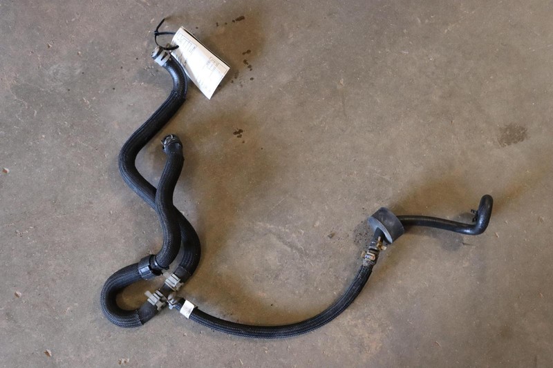 2014-2018 DODGE RAM 2500 6.7L DIESEL RADIATOR COOLANT HOSE PIPE TUBE OEM