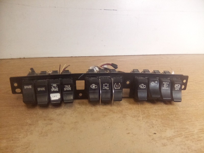2020 Kenworth 579 Dash Switch Panel