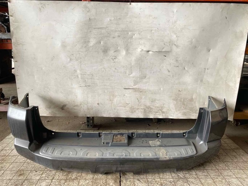 Rear Bumper Assembly TOYOTA 4RUNNER 12 13 14 15 16 17 18 19 20 21 22 23 24