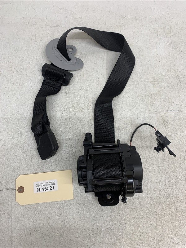 2026 Tesla Model Y Juniper Front Right Seat Belt 3856706-N1-D 45021 B70