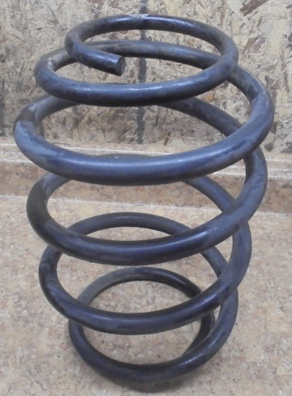 2003 Jeep Liberty Sport 3.7L 3.7 Rear Back Suspension Spring Coil 2004 2005 2006