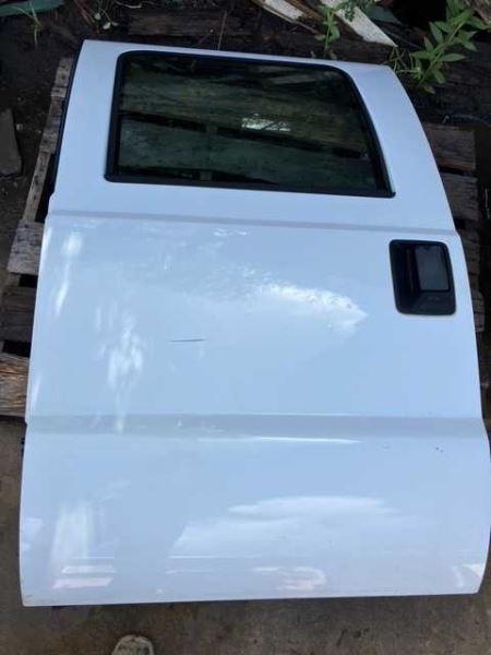 08 09 10 11 12 FORD F250 CREW CAB LEFT REAR DRIVER DOOR BS-349