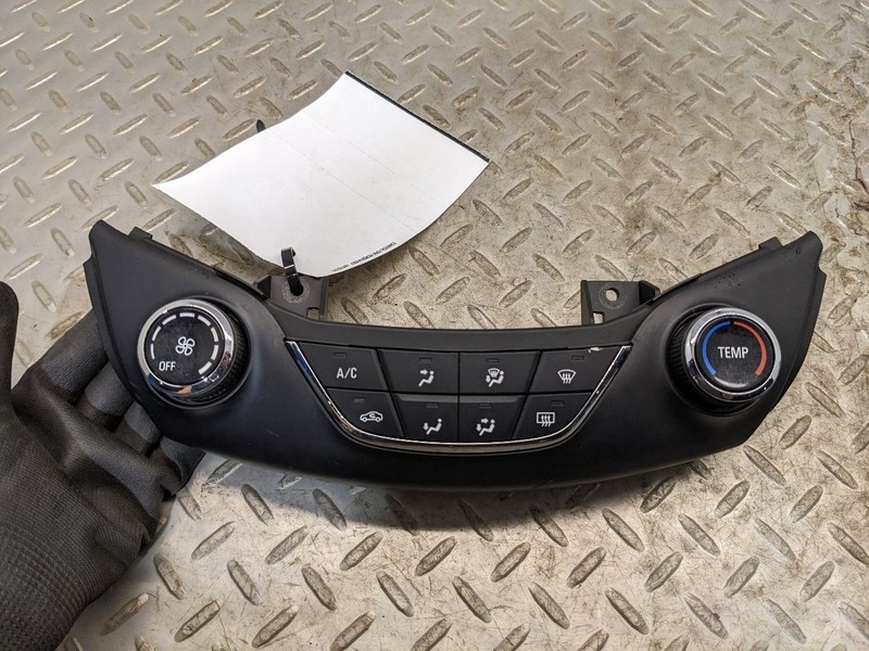Temperature Control Without Heated Seat Fits 16-18 CRUZE 1164219