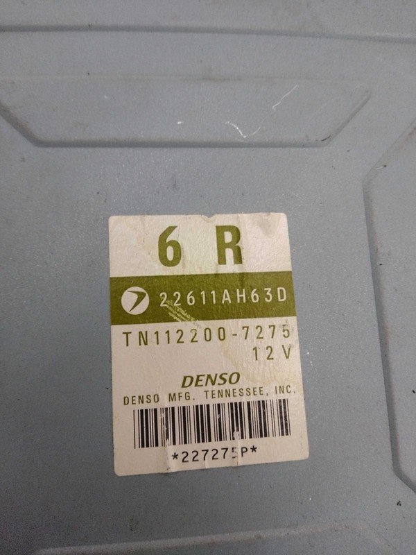 2005 Subaru Legacy Engine Control Module ECM 22611AH63B Green 110K Miles