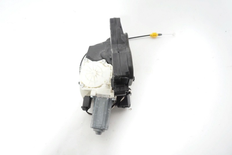 06 07 08 BMW 750Li E66 FRONT RIGHT PASSENGER DOOR LOCK ACTUATOR MOTOR OEM