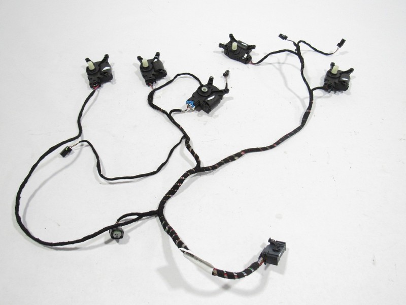 23-25 Polestar 2 2024 HVAC Heater Flap Motor Actuator Harness Set 5 PCS ; :Y