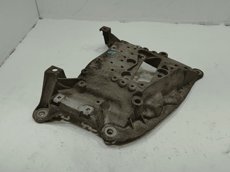 2018-2024 AUDI S5 SPORTBACK TRANSMISSION CROSSMEMBER MOUNT SUPPORT BRACKET OEM