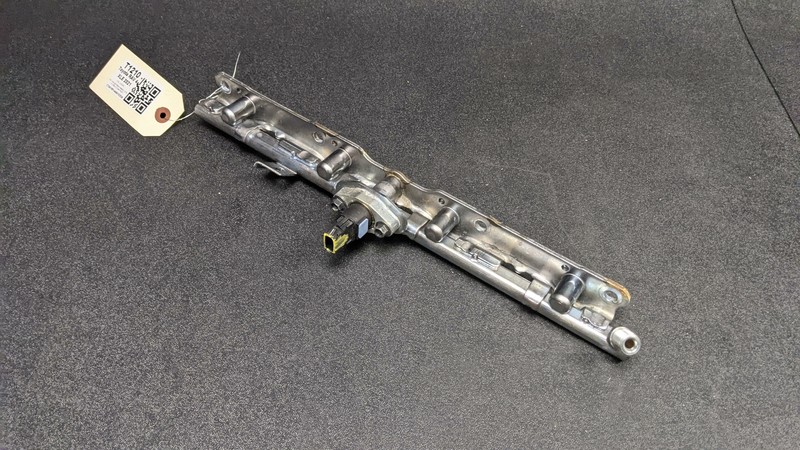 Lower Fuel Rail 2.5L 2021 Toyota RAV4 23814-25010 2019 2020 2022 2023 2024