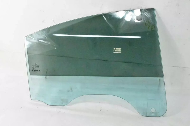 06-11 Mercedes W219 CLS500 CLS550 Rear Right Passenger Side Door Window Glass