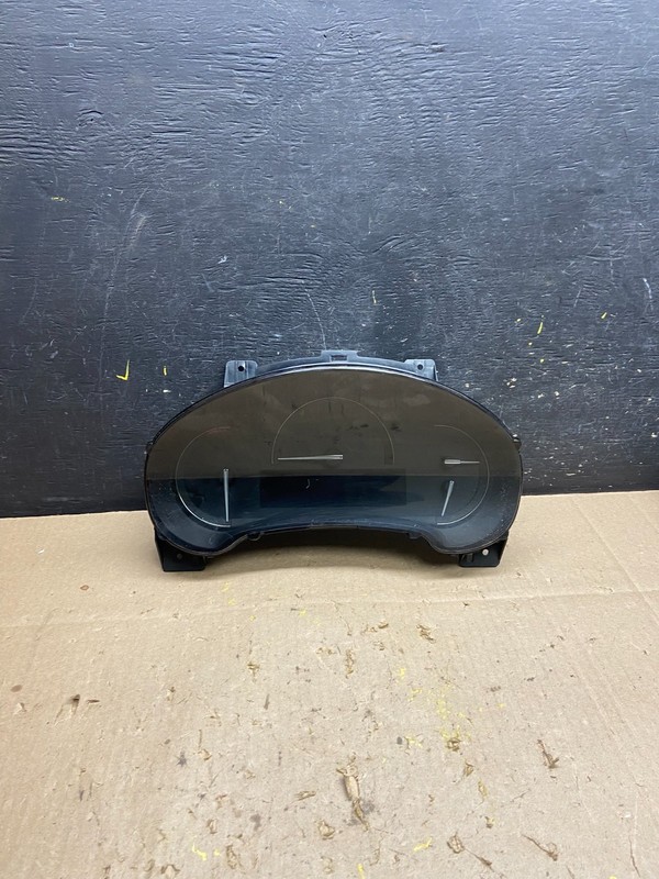 2019 Cadillac XTS Speedometer Instrument Cluster Gauges OEM U4981 DG