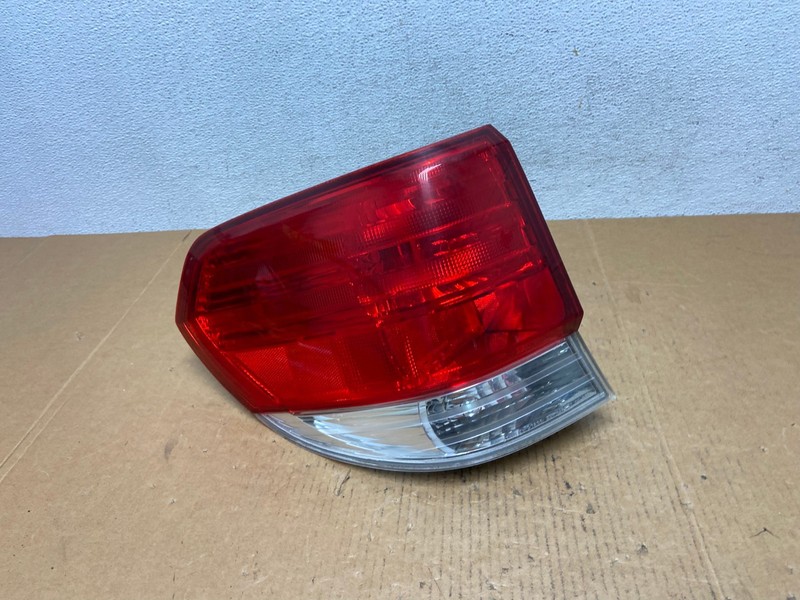 2008 2009 2010 Honda Odyssey Left Driver LH Side Tail Light AD9356 LK
