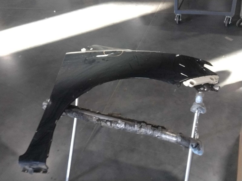 2012 Nissan Quest Right Fender Black Used 61440 4DR VAN 129K Miles