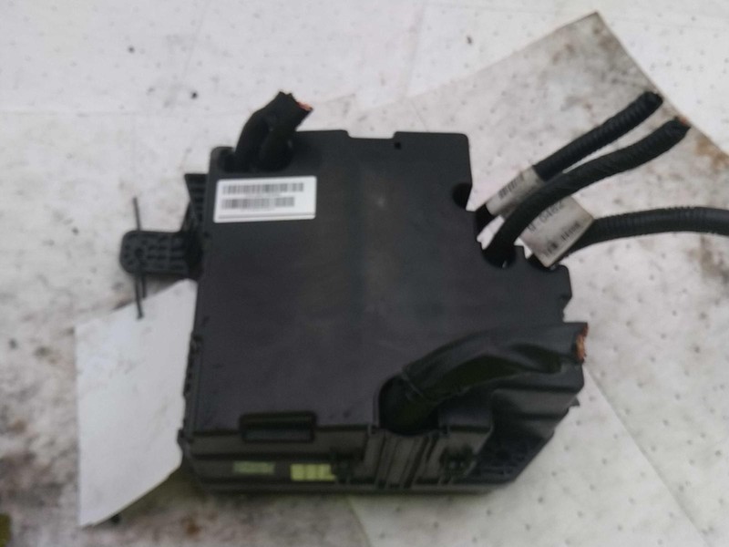 2011 KIA SORENTO Fuse Box OEM 2.4L Maroon 912001U010 140K Miles