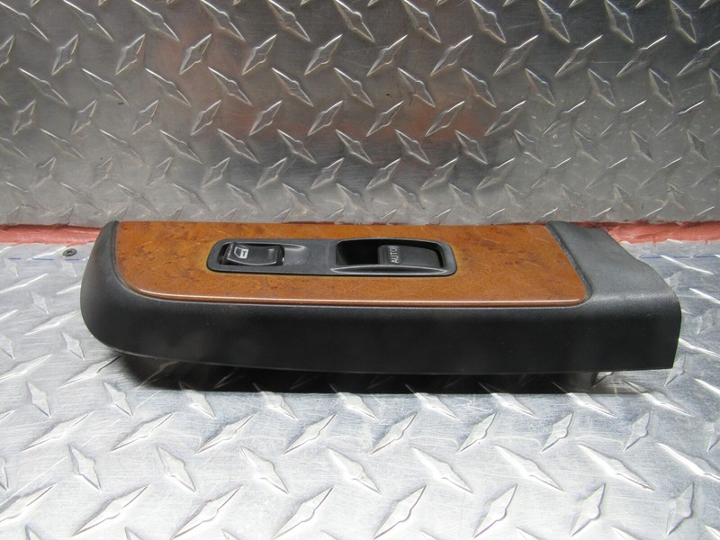 02 INFINITI QX4 RIGHT PASSENGER FRONT DOOR SWITCH