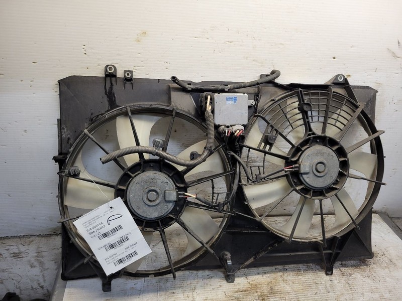 Radiator Fan Motor Fan Assembly 6 Cylinder Fits 11-16 SIENNA 1702521