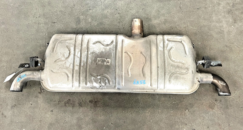 ⭐2017-2019 INFINITI QX30 FWD 2.0L REAR EXHAUST MUFFLER SILENCER ASSY OEM LOT2589