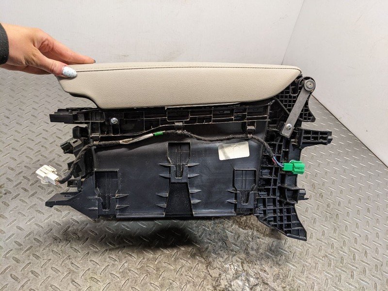 18-22 Honda Accord Sport Front Center Console Arm Rest Storage Compartme 1188593