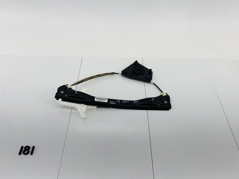 11-18 VOLKSWAGEN JETTA REAR RIGHT SIDE DOOR WINDOW GLASS REGULATOR OEM