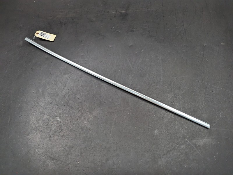 Rear Right Door Window Belt Molding 2022 BMW X1 51357410464 2016 2017 2018- 2021